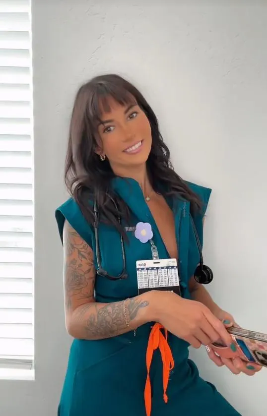 Maybe I’m the reason this room feels hotter 😈🔥