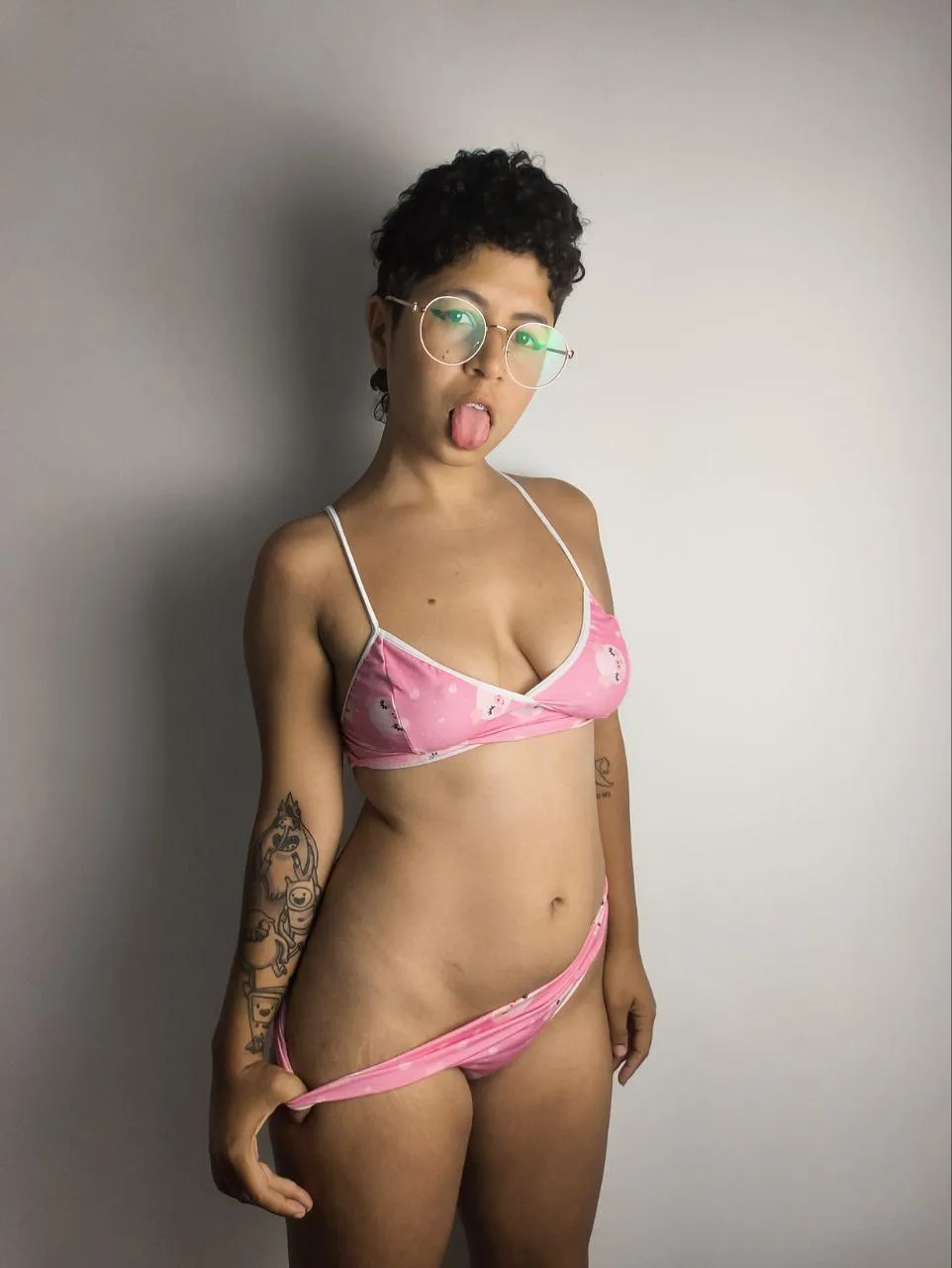 Come for the vibes, stay because I’m actually fun as hell