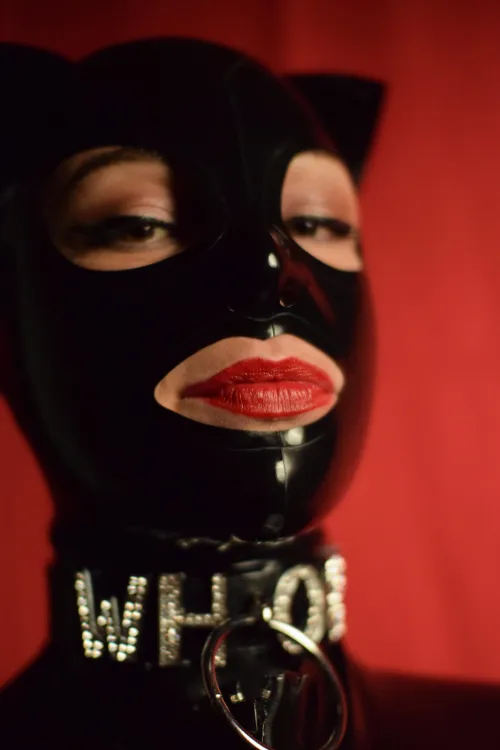 I only get dressed like this to ruin your algorithm 💋