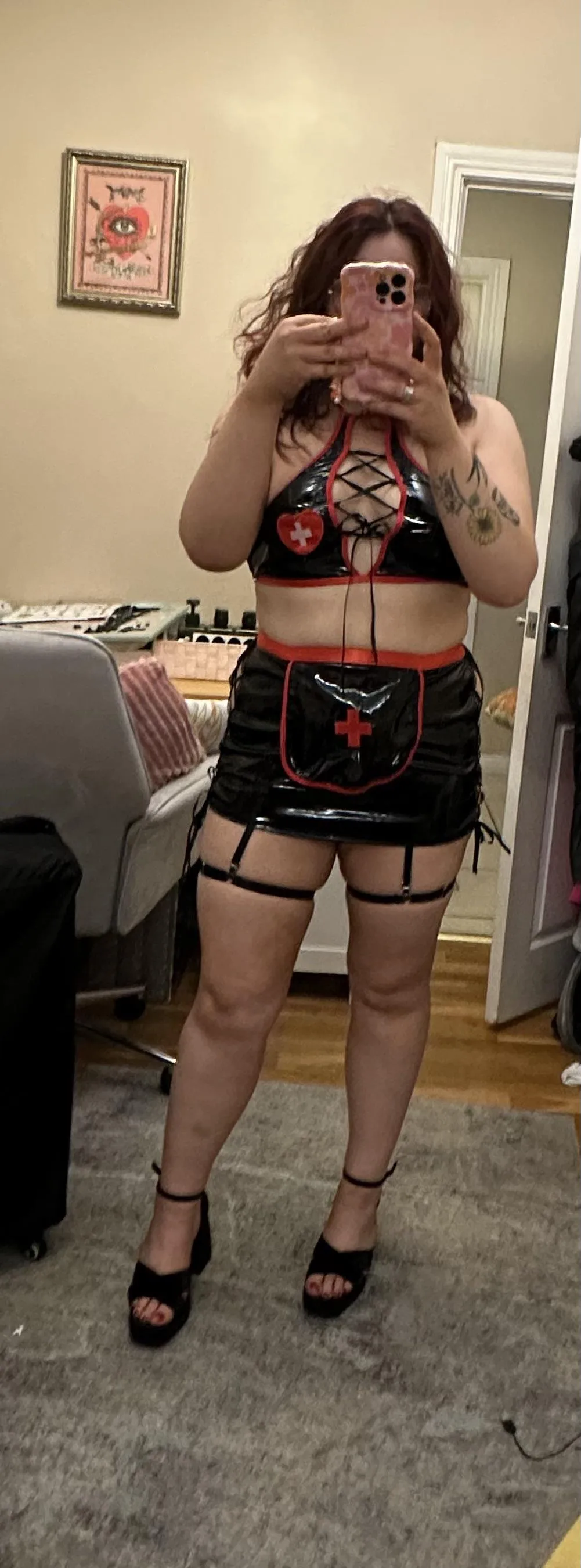 It’s bad bitch o’clock boysss and girlss 😏 [f] xx