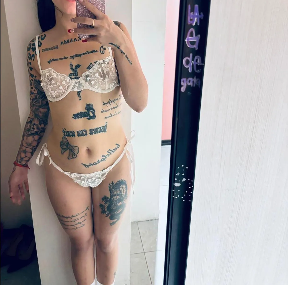 Knep mig som om jeg er din lille luder