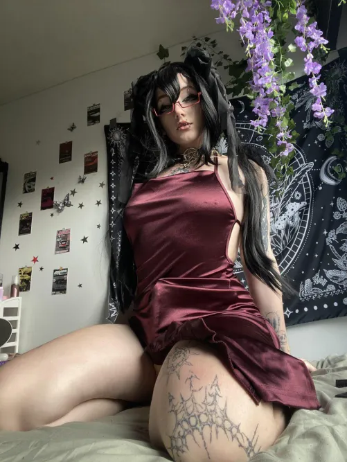 My dress is the curtain behind which your end begins