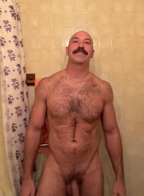 Need someone to come rub my fur this chilly morning