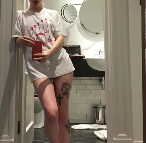 Was this a photo originally taken for Taylor's eyes only?