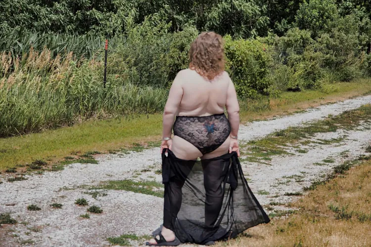 63f Las Cruces, just enjoying