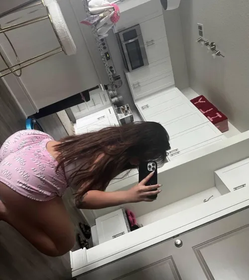 can a doll this thick be your addiction?