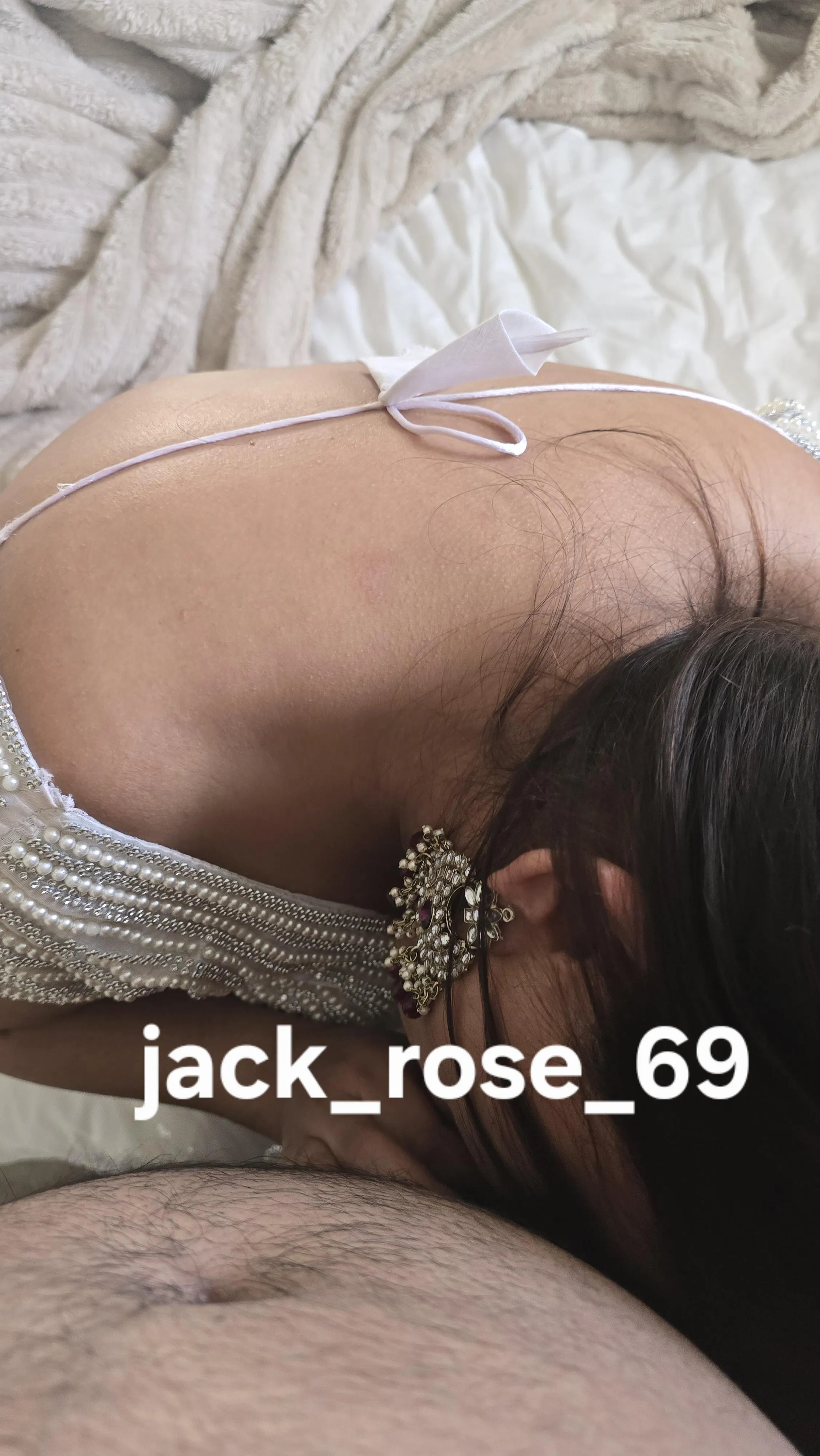 Find the hickey!! C4[c]/[f]