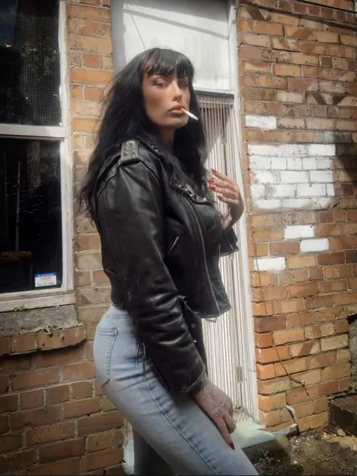 Instead of working, I’m usually out the back alley having a cig 🤷🏻‍♀️