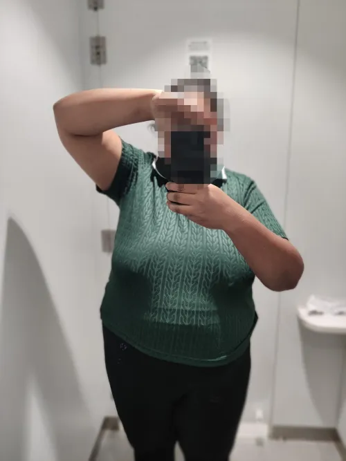 Soft, simple, and a little distracting