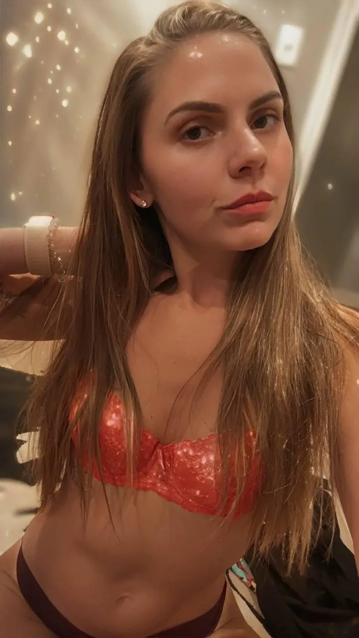 Sweet tease 😏💫 — letting confidence do the talking