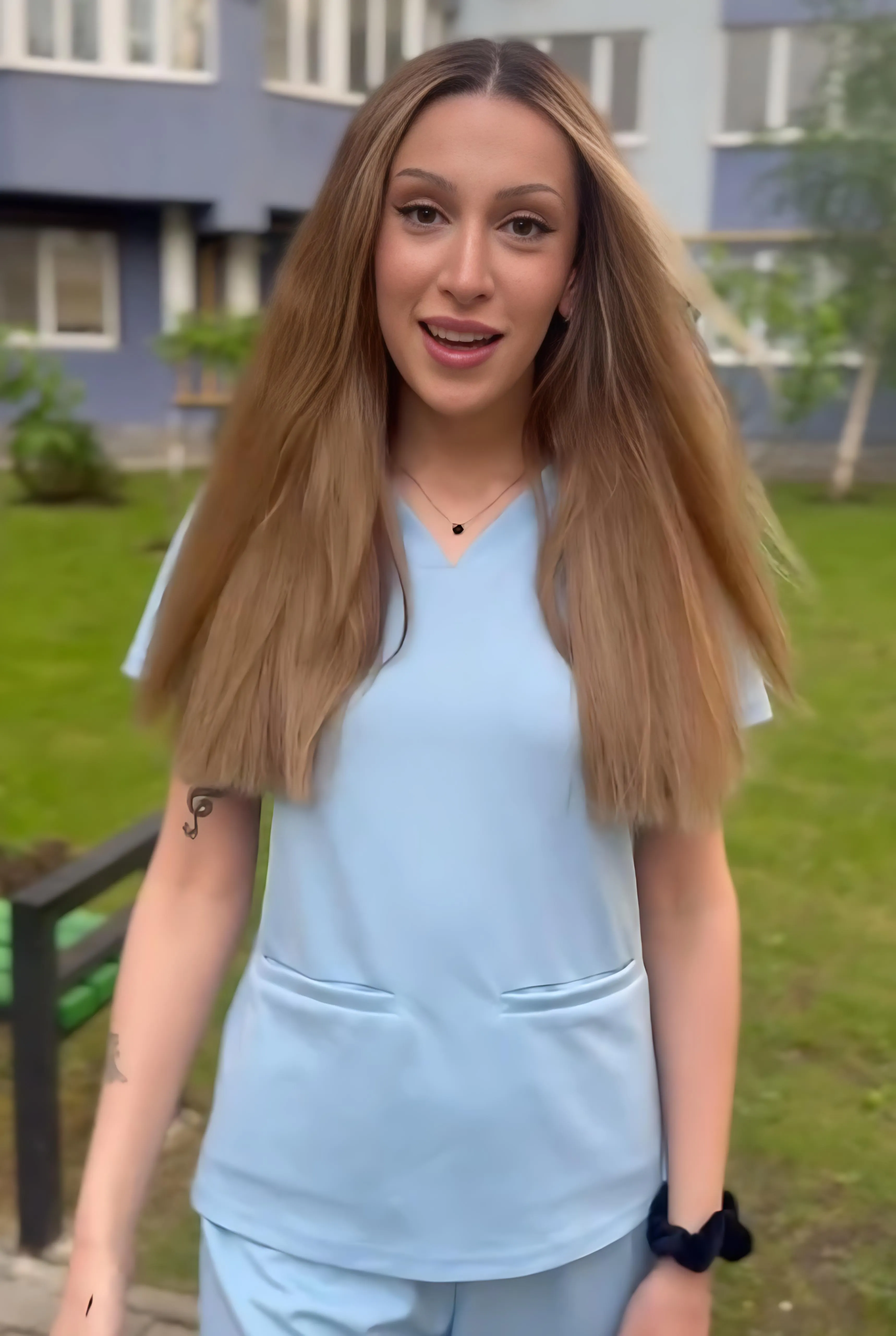 This pretty nurse wants to cure your horniness 🤤