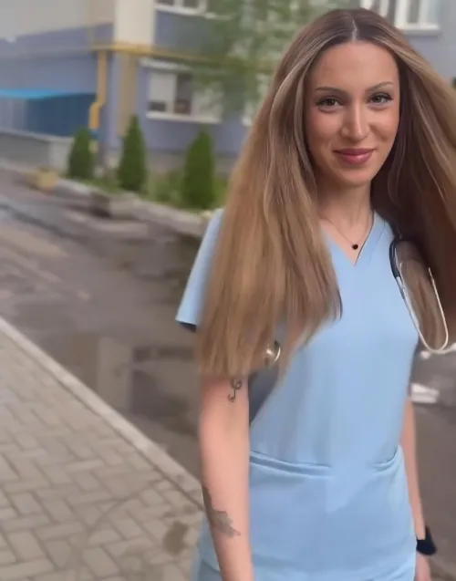 Would you hangout with naughty petite nurse? 👩‍⚕️🩺