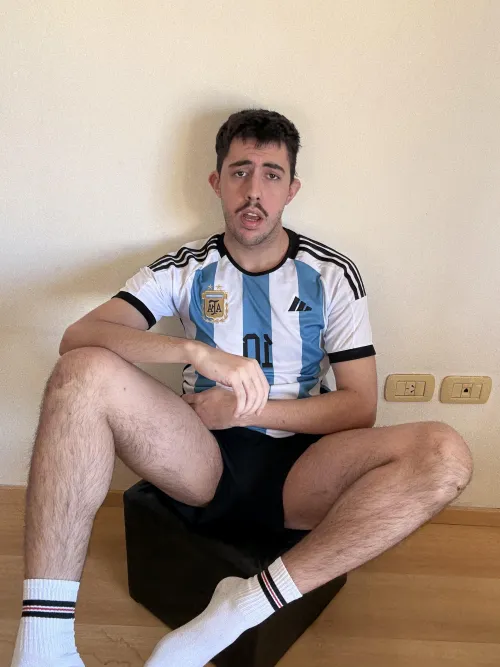 Your favorite futbol player 😂