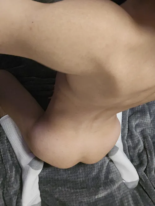 18 when the rest of the house is too loud you can come to my room to relax, dad