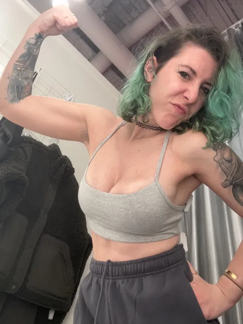 Gunna get the arms bigger and bigger until youre helpless