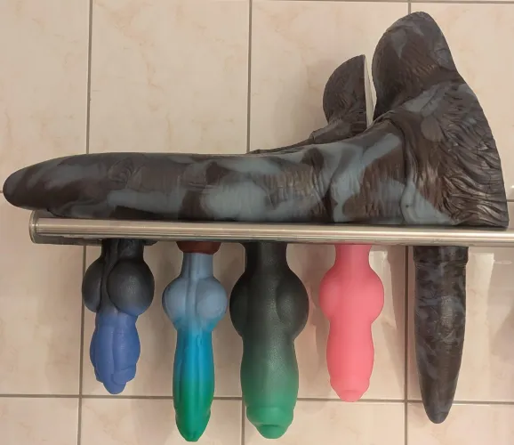 My towel drying rack looks weird, but I can't say why