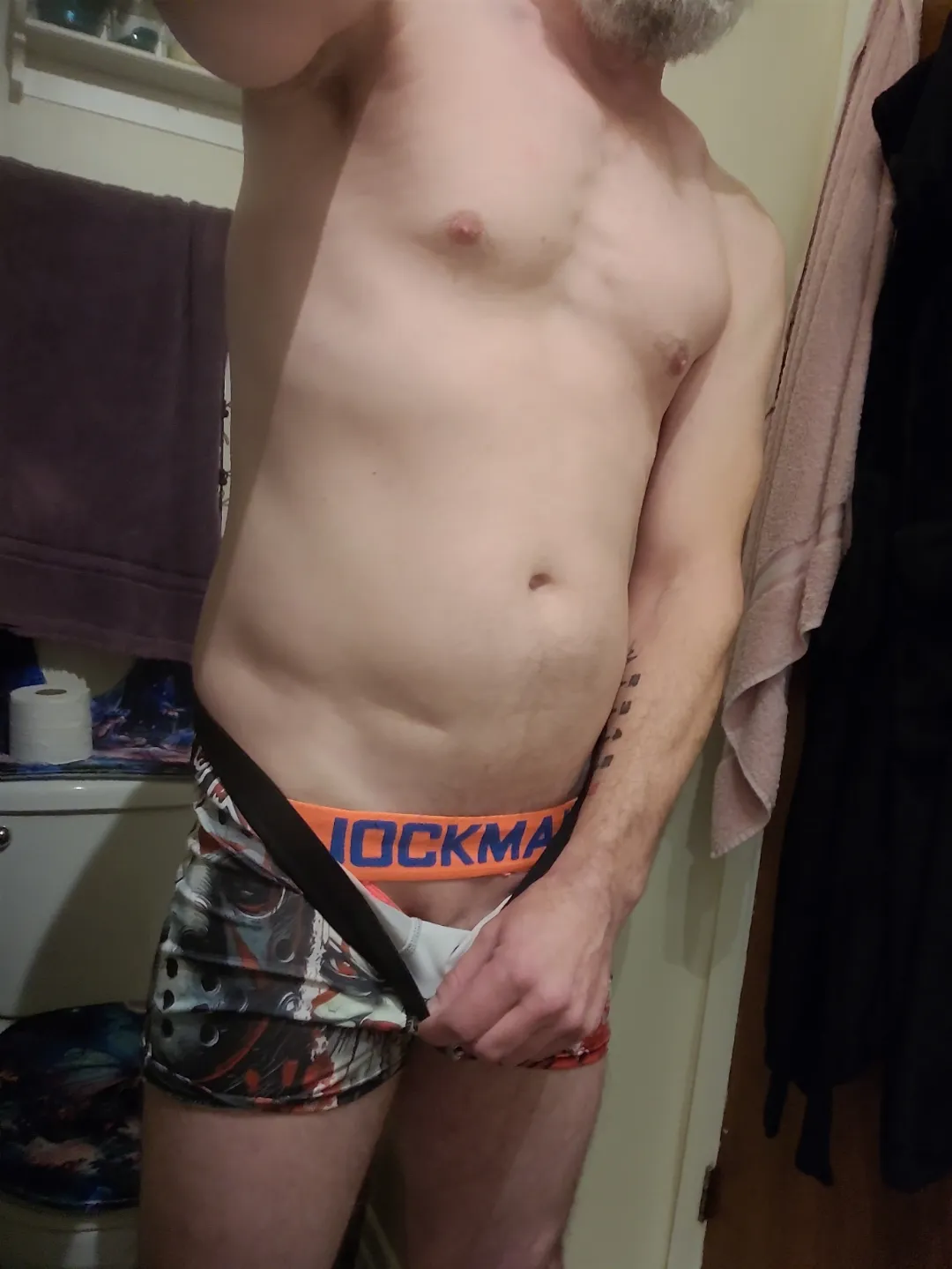 A little surprise hidden 😉😈 new video out 🔥🔥🔥 don't miss it 💦