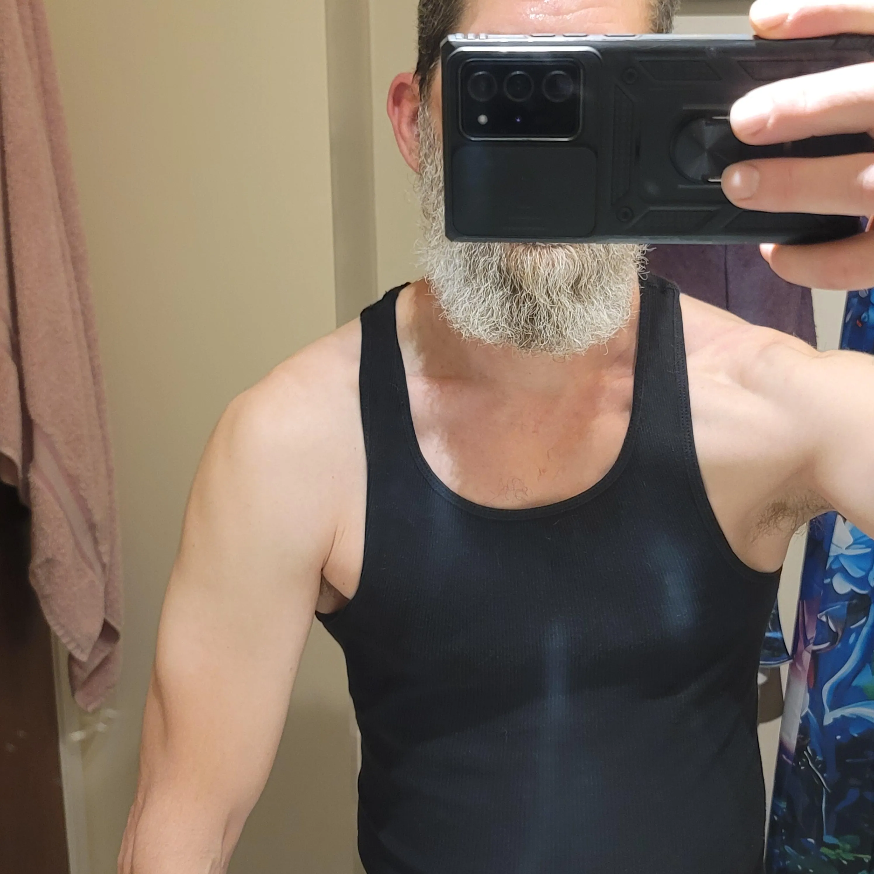 Almost a face reveal 😉 want to see more ? You know where to go 🥵🔥🔥🔥💦