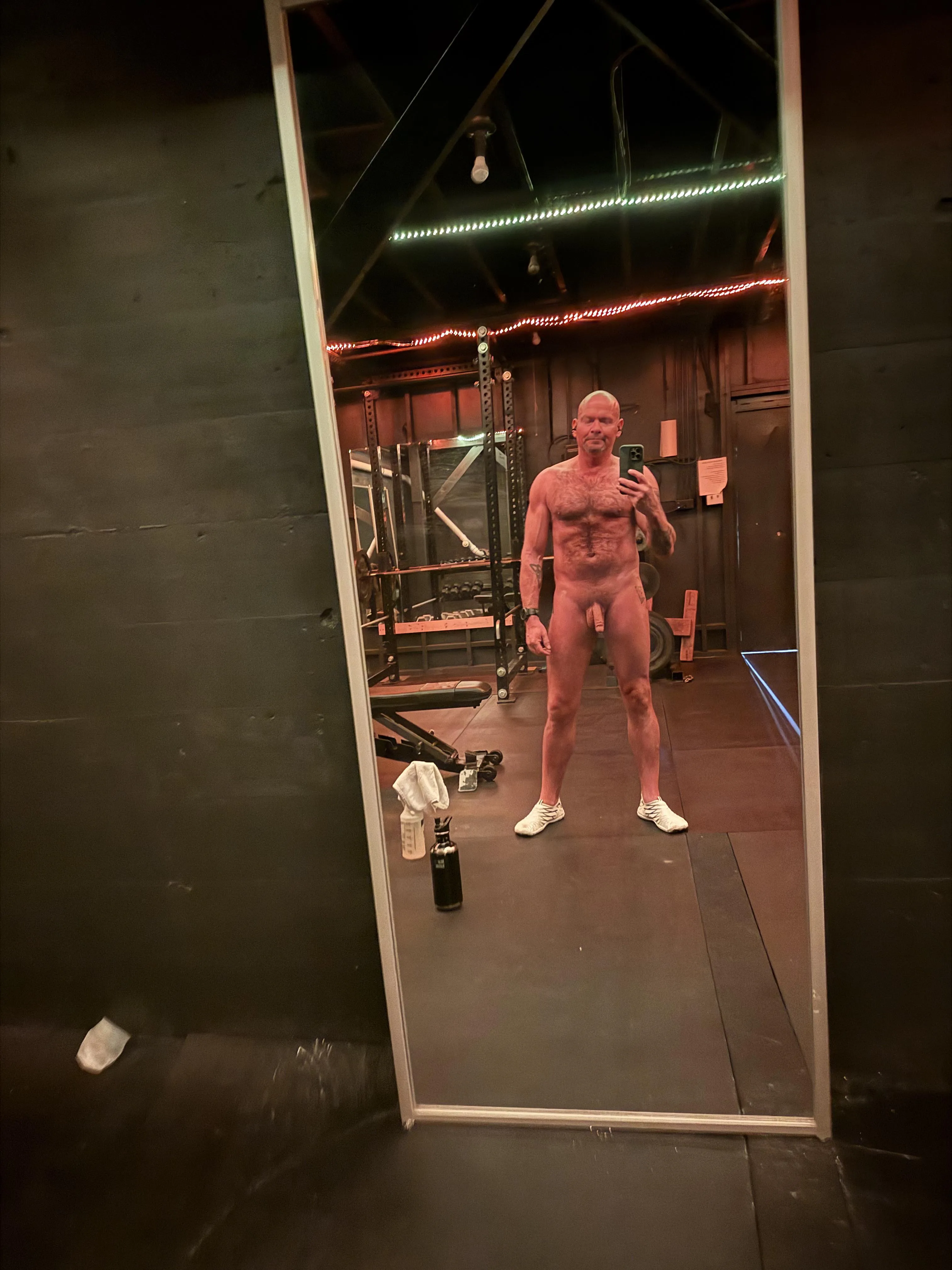 How many of you faggots want to worship me?