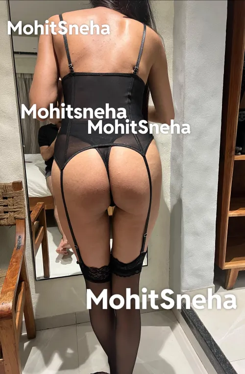 She loves to flaunt it on reddit now (hotwife)