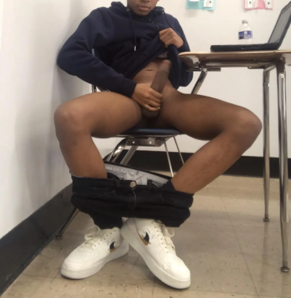 (19) everyone so mods chill💀😂 /school