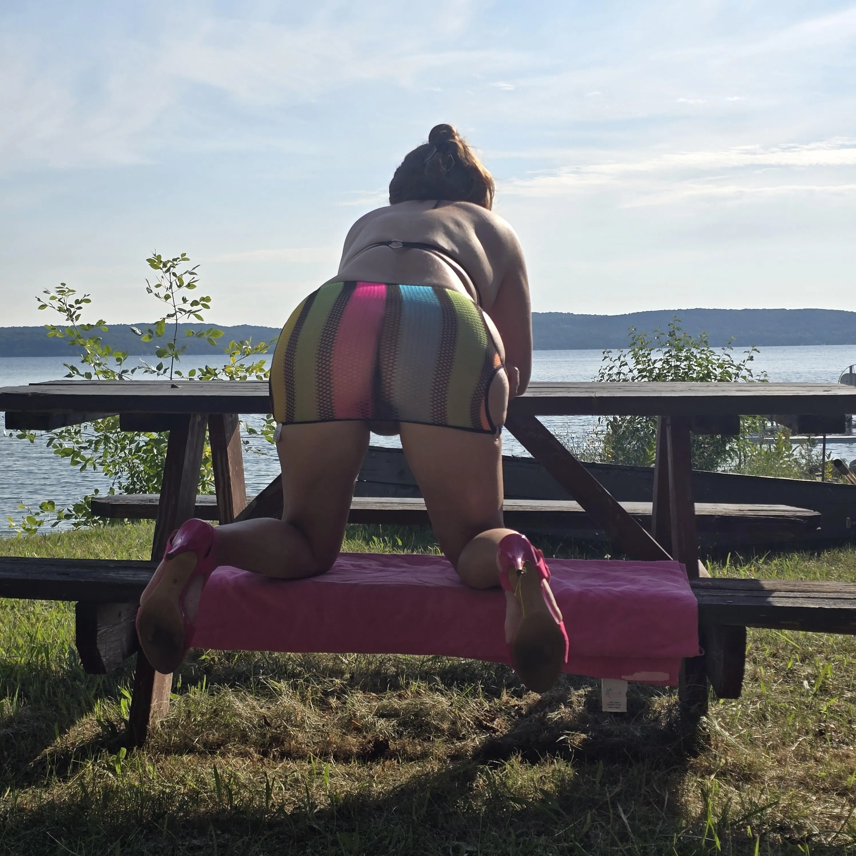 Sharing views on reddit has this Indiana hotwife enjoying her 40's with a naughty desire to show more.