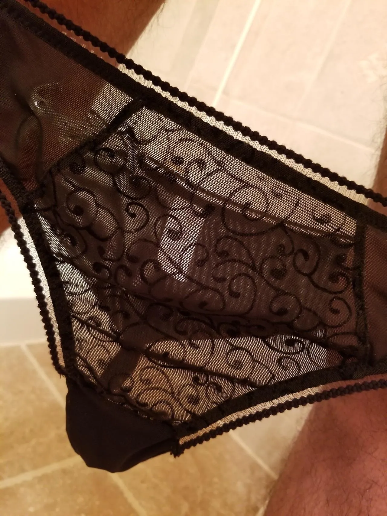 Dropped my panties down for a moment 😎