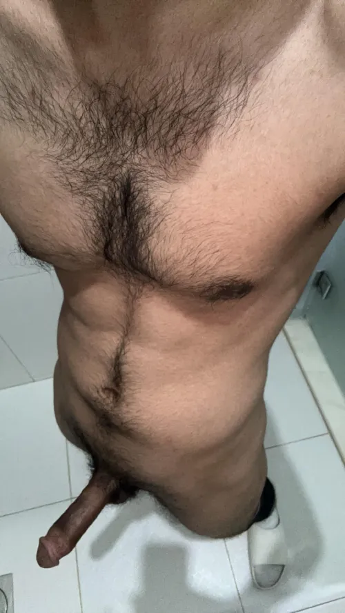 Saudi Arabian top. Cute white bottoms hmu