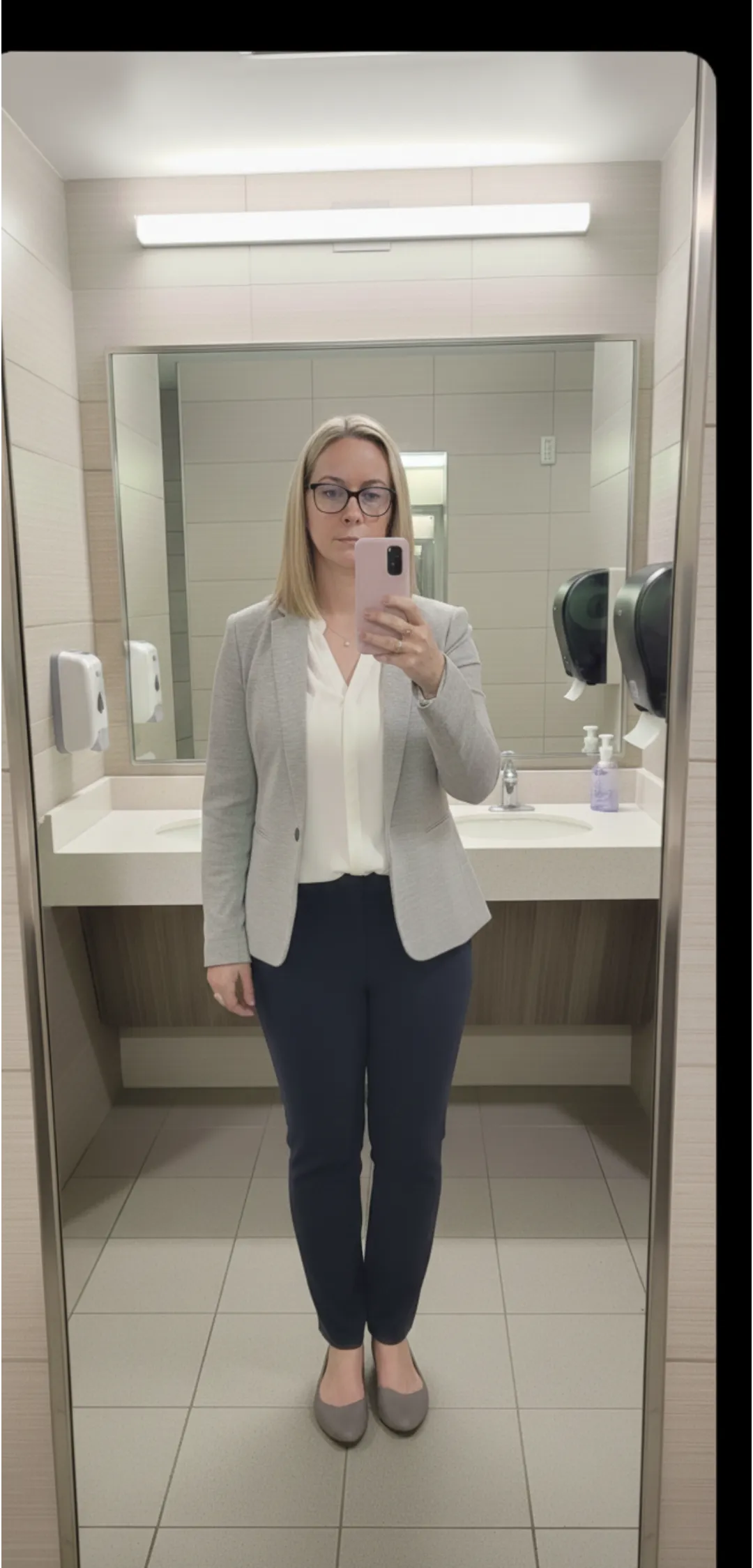 Tuesday is my least favorite day... I need a distraction 37 mom of 2