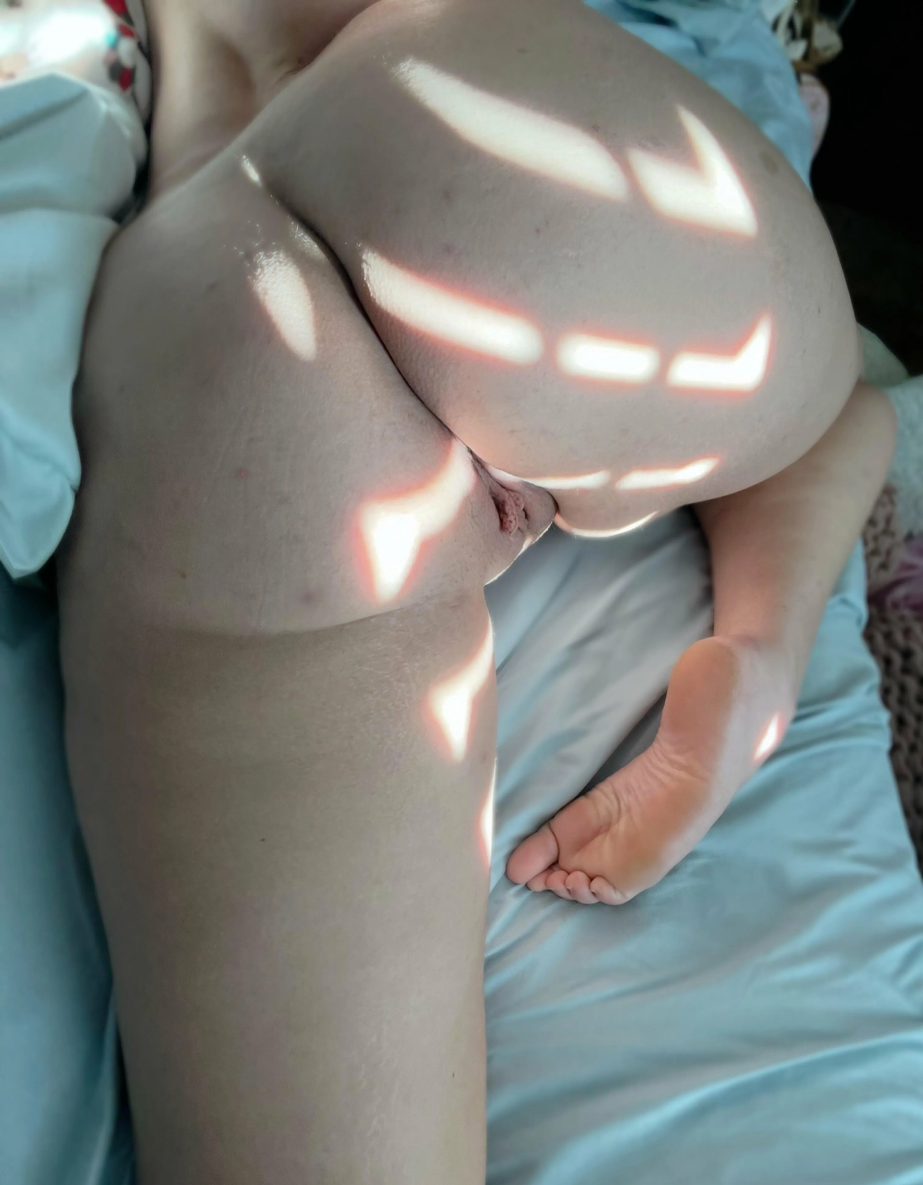 Can you really handle someone like me? I’ll drain your balls and leave 🤤😛