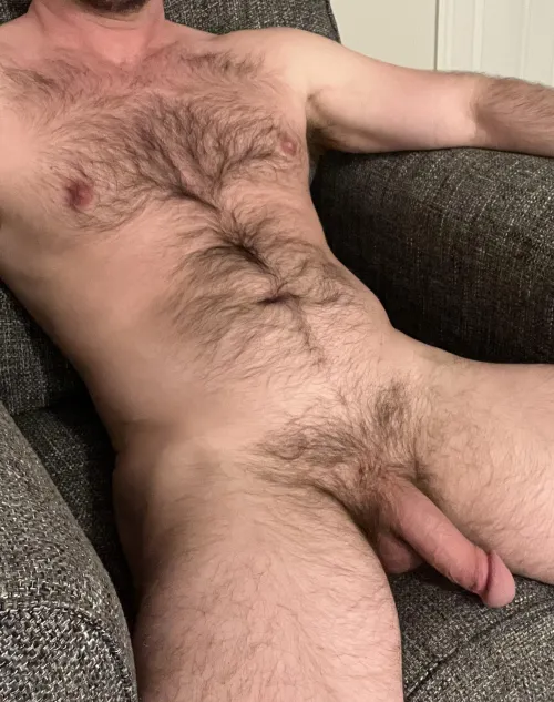 If you saw your friends nudist dad like this, would you stare?