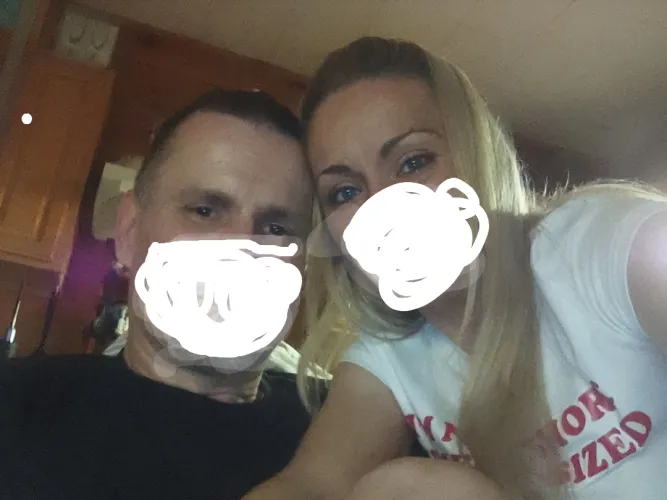 Couples looking for other couples to have some fun