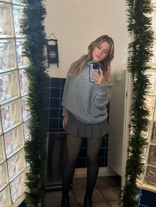 My boss loves stockings and skirts on fridays