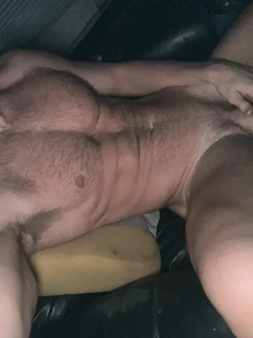 Woke up in the middle of the night and took this😴