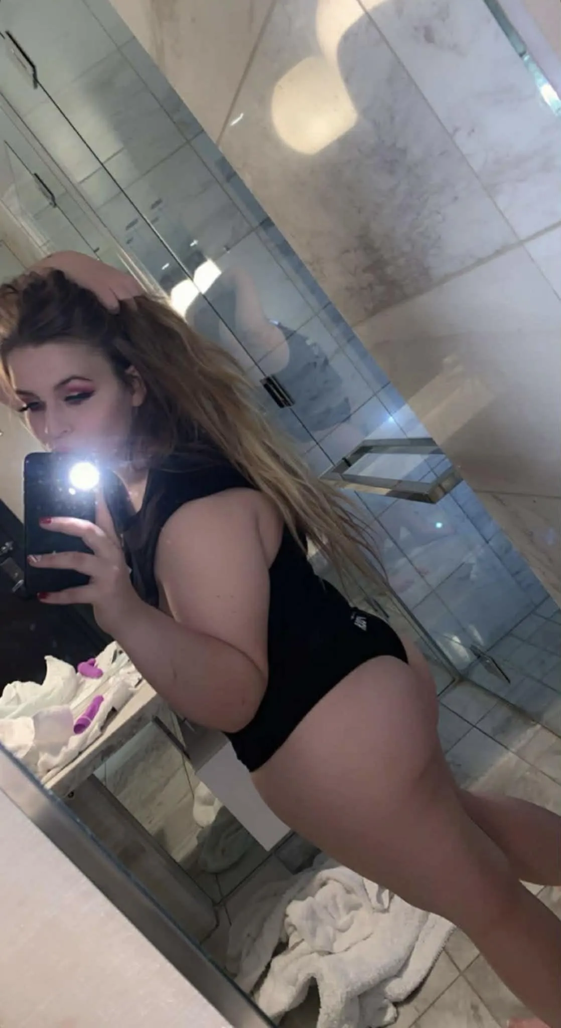 Slide the undies to the side 😈