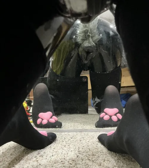 Any latex lovers here too? Just got my new toy and have to show it off :D