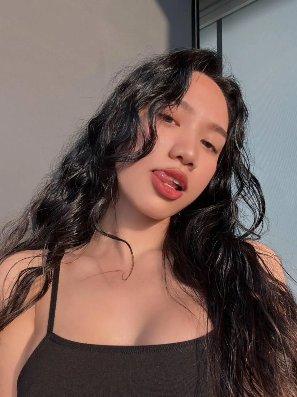 Pay me a visit… I might just tempt you a little 😘