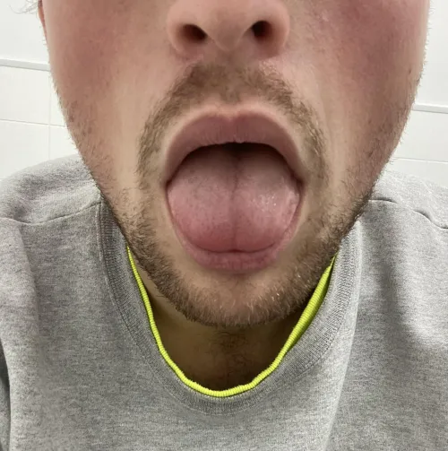 23 [M4M] # Scranton- looking for hung married older guys or just older