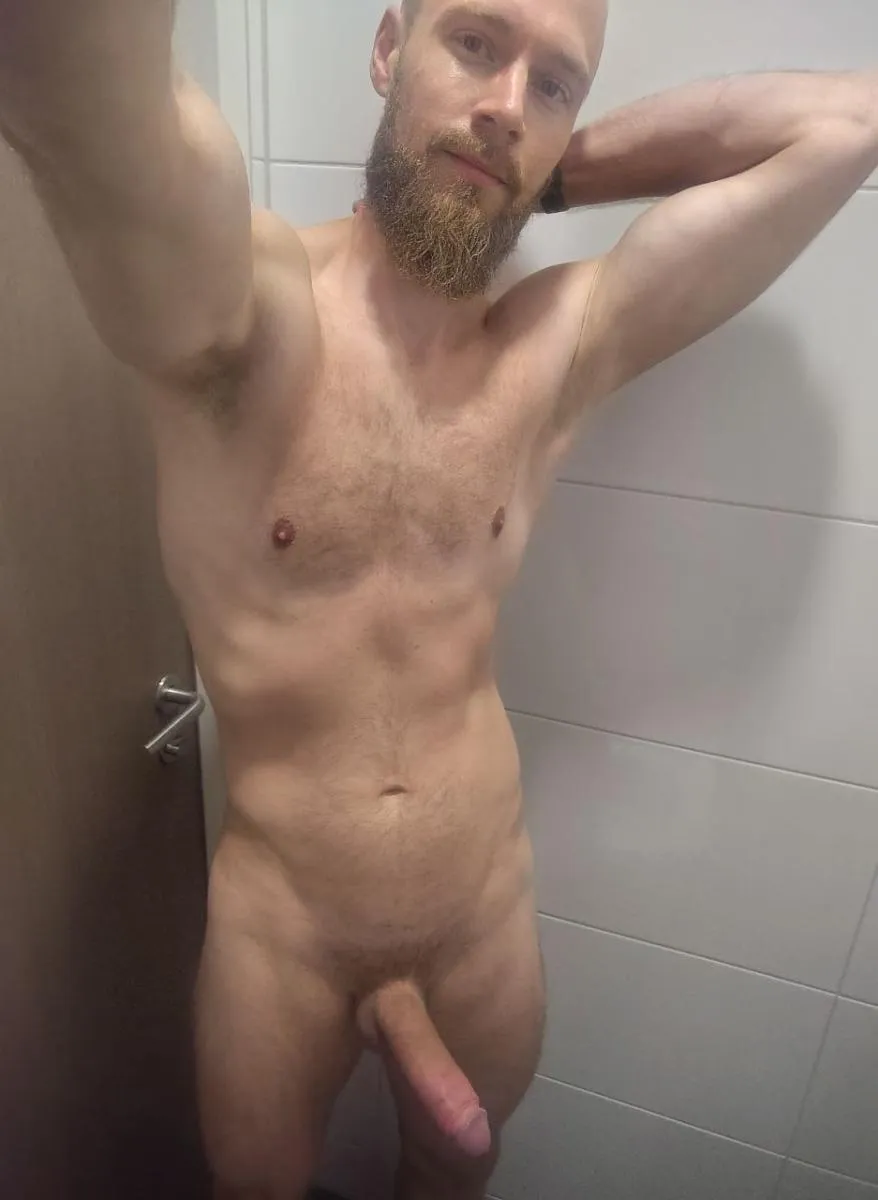 I have no idea what an otter is, but i guess i can post here? 😳