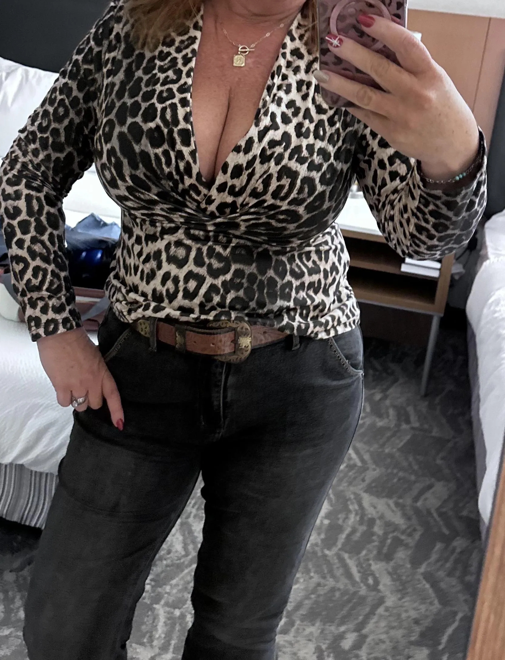 Who wants to dance with me? Whiskey River South