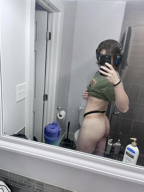 [USA] #TX someone needs to force me to come out, push me past the point of no return