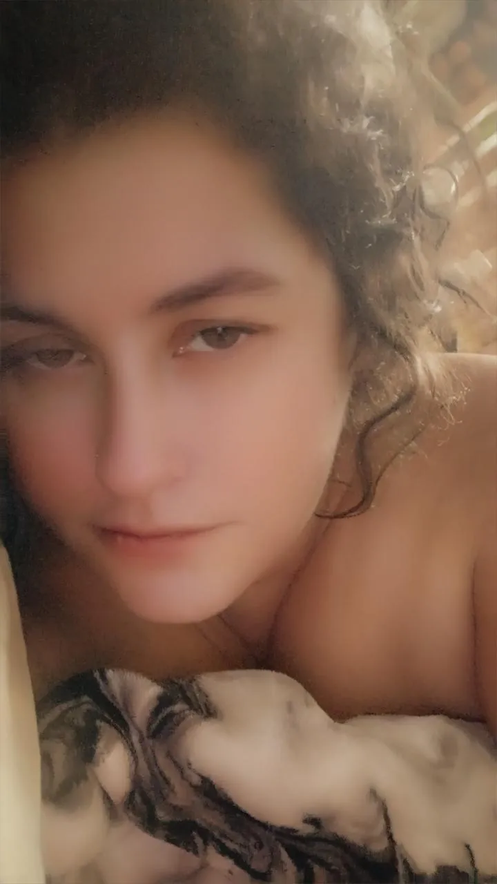 Wanna have a sinful Sunday with me😈