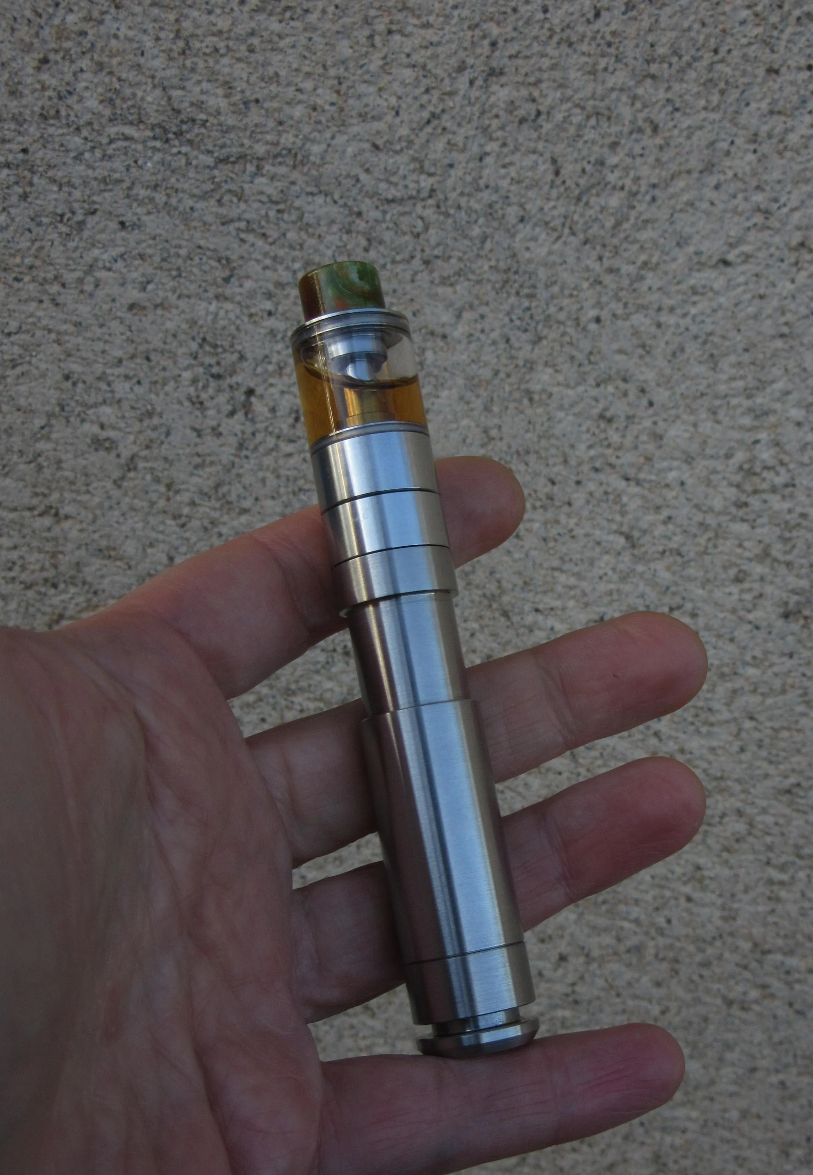 An old pic (from 2019), HCigar Novice (modded) / Merlin Nano RTA (18mm)