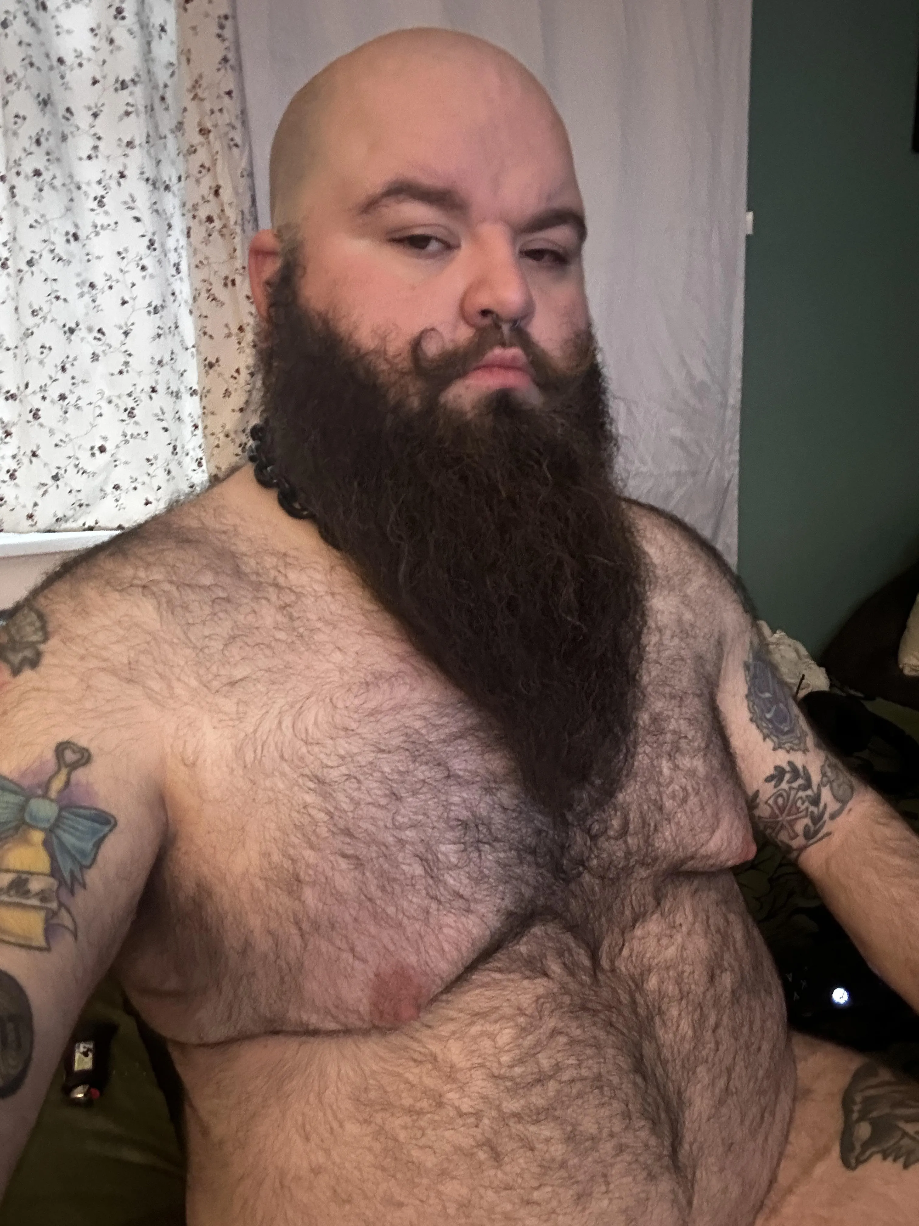 Hope you handsome bears 🐻 have a fantastic week.