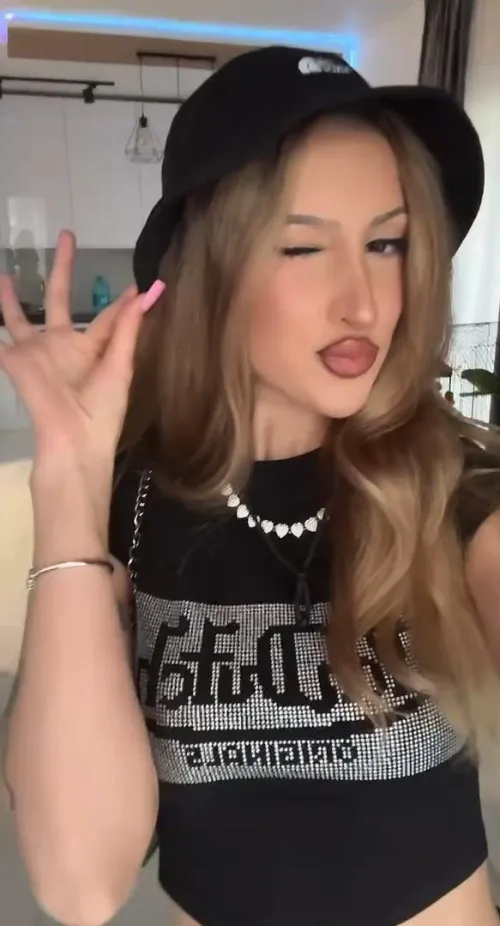 If you only had 1 hour with me, what would we do 😋