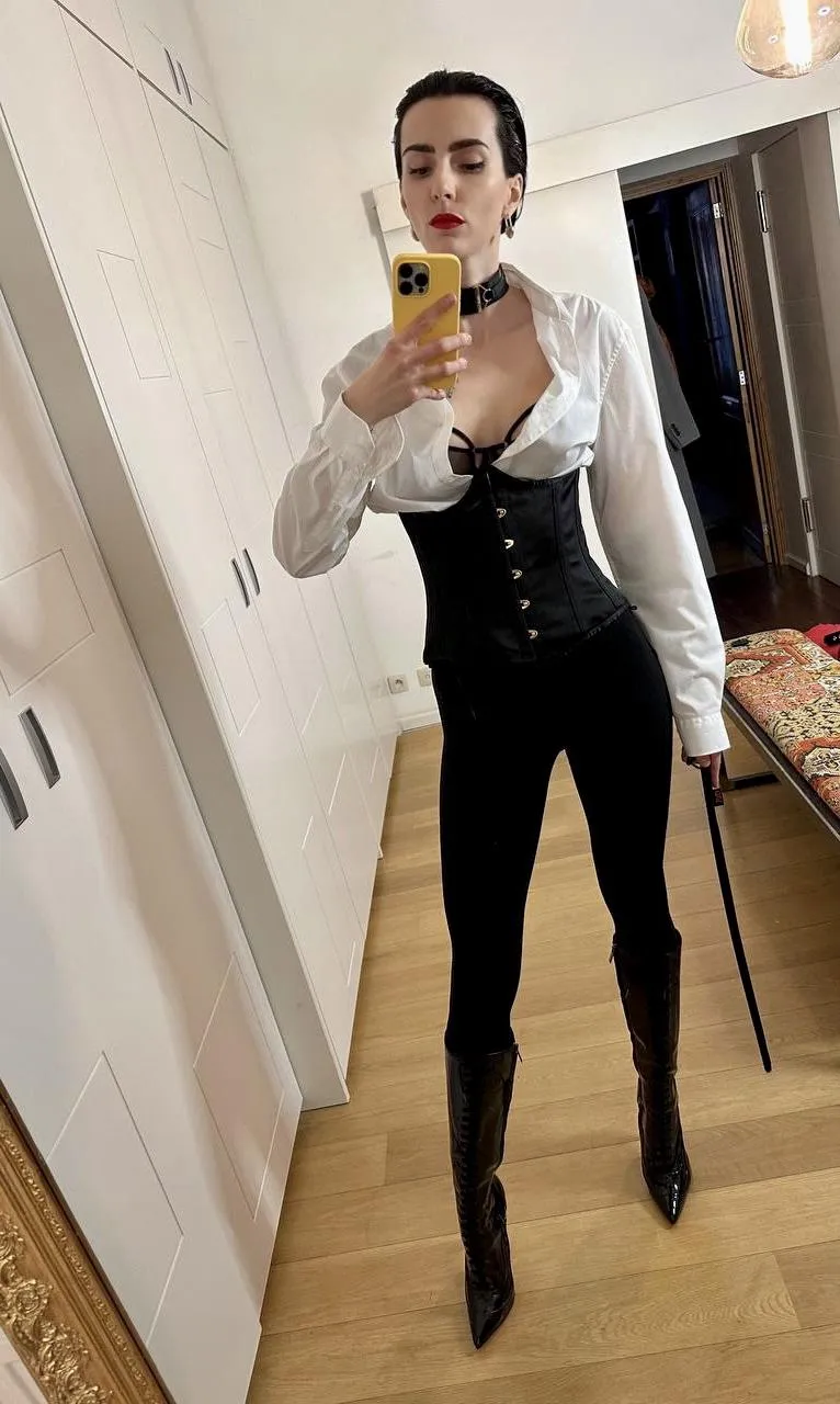 Mirror mirror on the wall