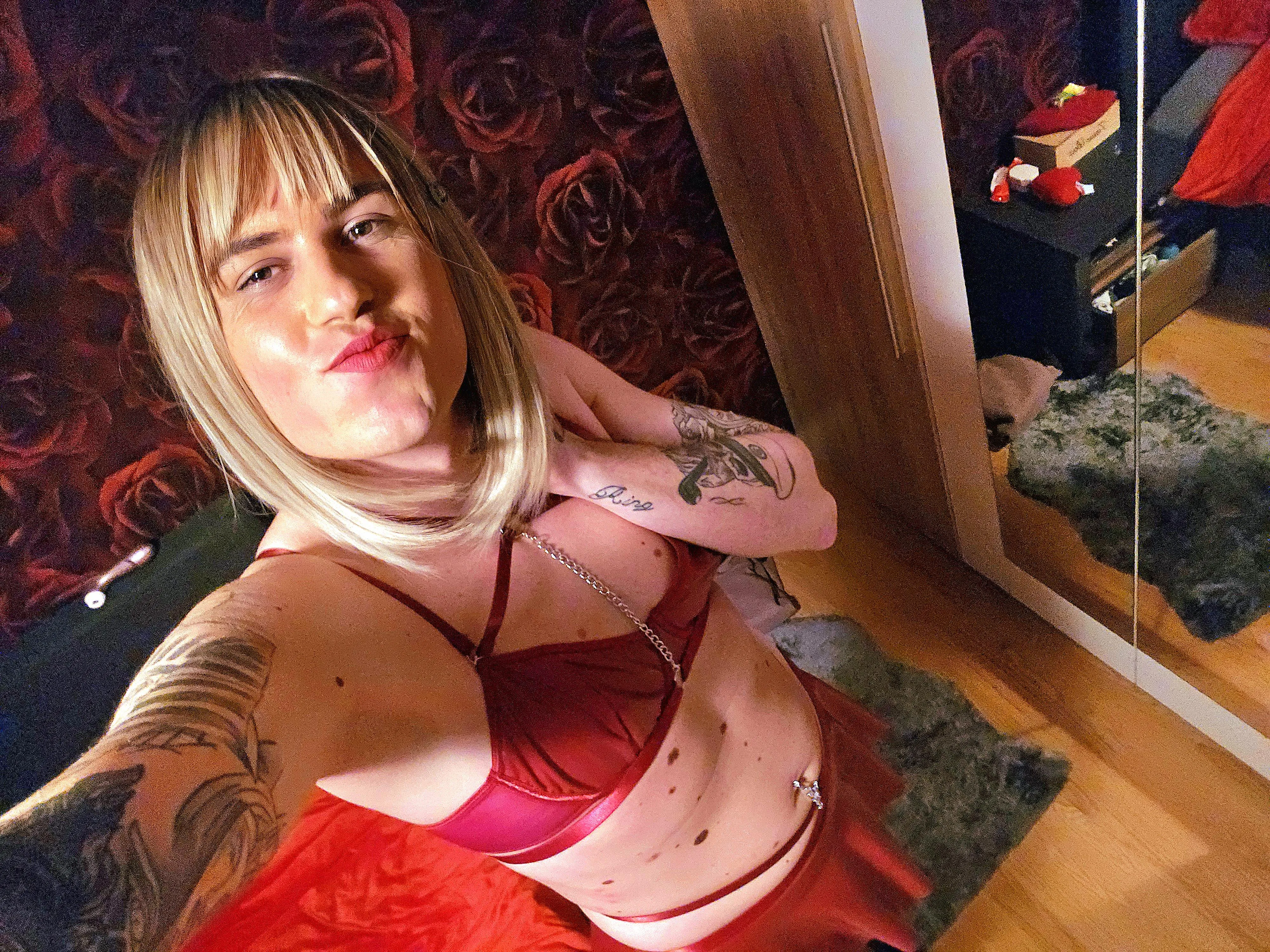 💖 Smiling a little extra today!🥰🎀