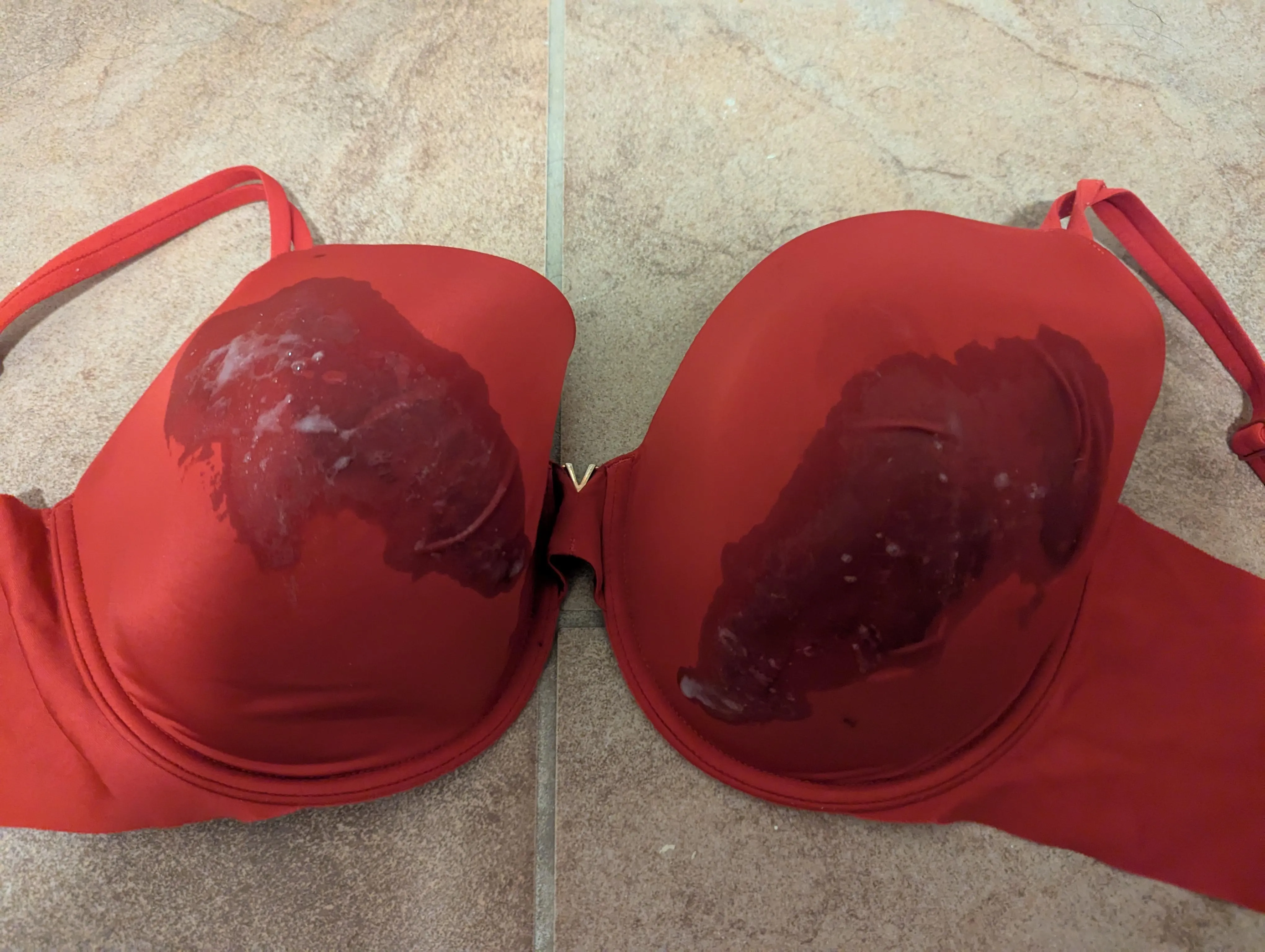 Victoria's Secret red lined perfect coverage 36DDD
