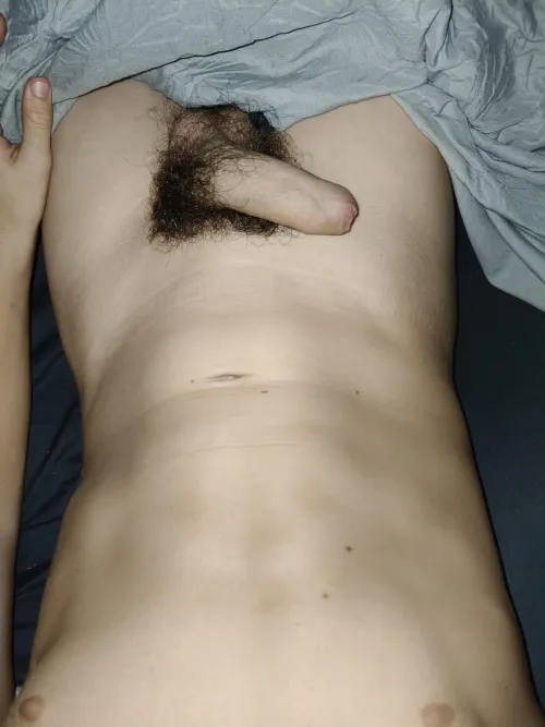 A peek under the sheets