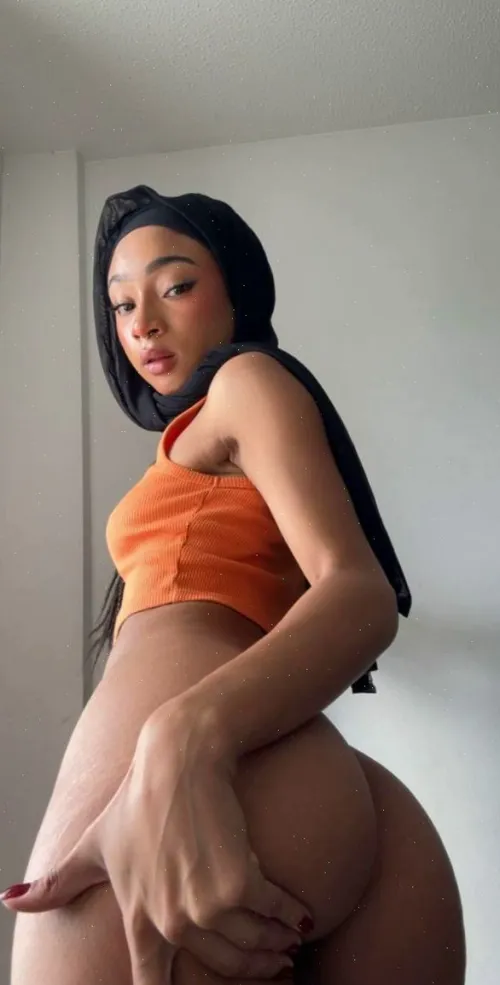 Did anyone order a phat slide of peaches? Well, you got it